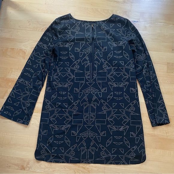 Tildon black dress with silver details - Picture 5 of 6